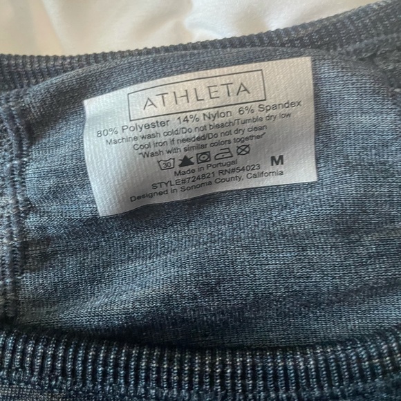 Athleta long sleeve shirt - Picture 2 of 2